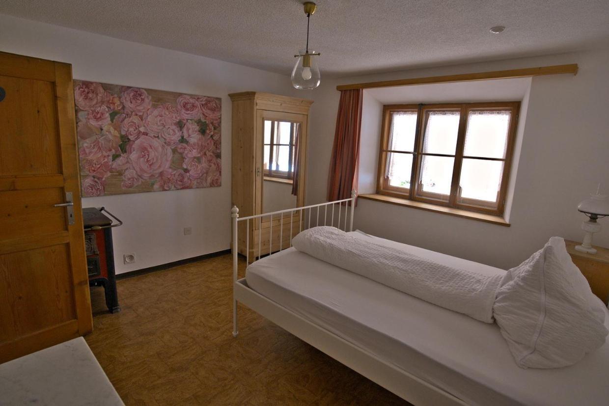 Chasa Sassalba Bed & Breakfast Lu Exterior foto